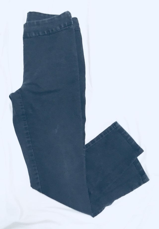 Dana Buchman Womens Blue Floral Design Skinny Jeans~$56.00~NWT Dana Buchman Womens Blue Floral Design Skinny Jeans~$56.00~NWT